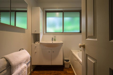 Maria Views Bed & Breakfast - Goulburn Accommodation 7