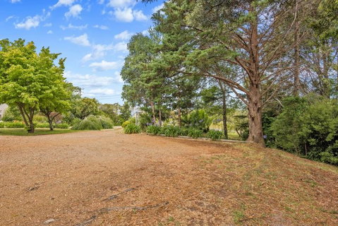Green Views - Goulburn Accommodation 8