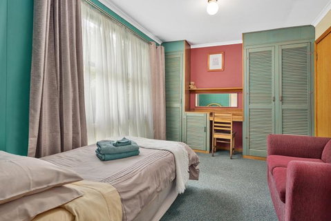Green Views - Goulburn Accommodation 1