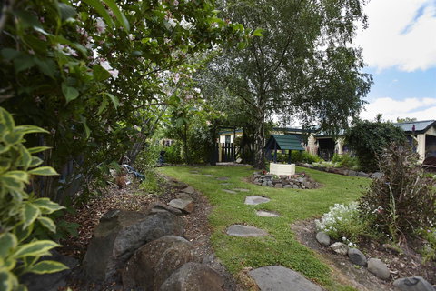 Blue Wren Riverside Cottage - Goulburn Accommodation 5