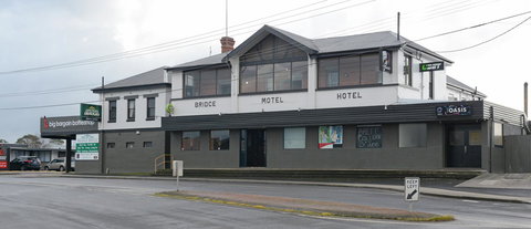 Bridge Hotel - Goulburn Accommodation 0