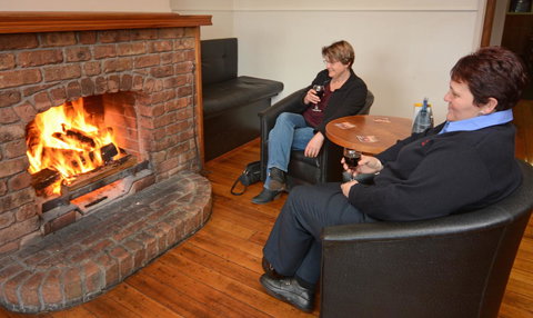 Bridge Hotel - Goulburn Accommodation 16