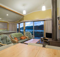 Arthur Riverfront and Sea Lodge downstream - Goulburn Accommodation