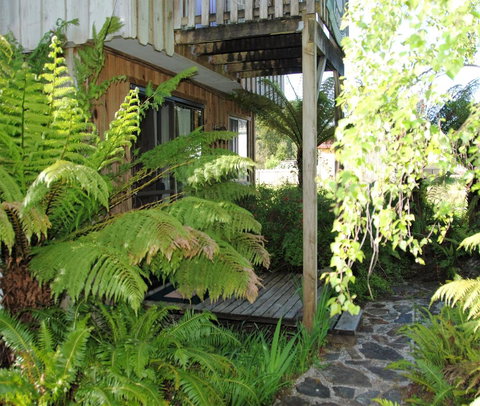 The Wombat Cottage - Goulburn Accommodation 2