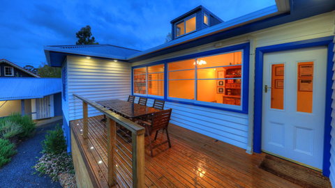 Ashdowns Of Dover - Goulburn Accommodation 24