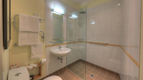 Ashdowns Of Dover - Goulburn Accommodation 16