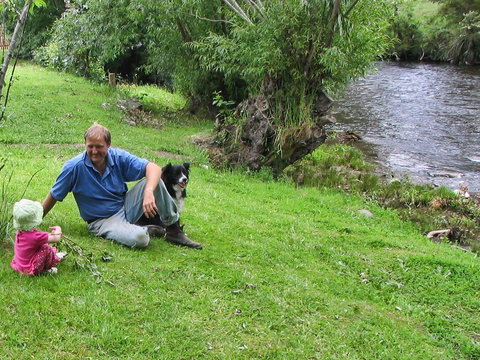Platypus Playground Riverside Cottage - Goulburn Accommodation 14