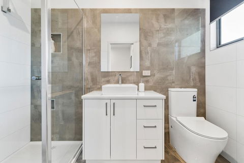 Rosewater Townhouses Dromana - Goulburn Accommodation 11