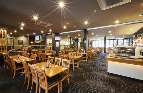 Mornington Hotel - Goulburn Accommodation 11