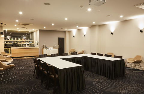 Mornington Hotel - Goulburn Accommodation 14