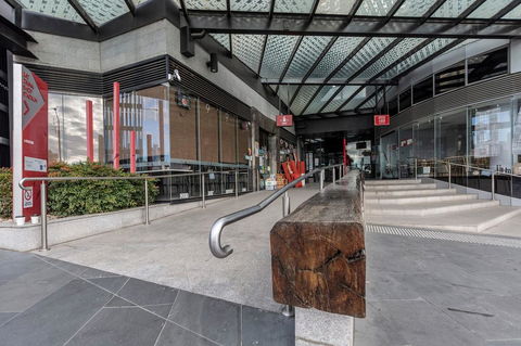 2Bedroom Apartment With Views In Docklands Next To CBD & Marvel Stadium - Goulburn Accommodation 20