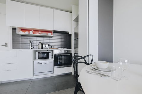Mono Apartments On Franklin Street - Goulburn Accommodation 19