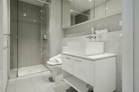 Mono Apartments On Franklin Street - Goulburn Accommodation 15