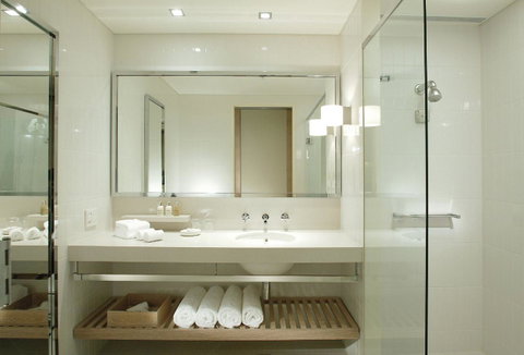 Crown Promenade Melbourne - Goulburn Accommodation 6