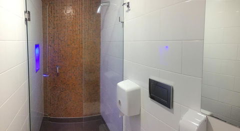 Europa Melbourne - Goulburn Accommodation 12