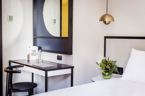 Brady Hotels Jones Lane - Goulburn Accommodation 10