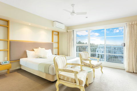 Deep Blue Hotel & Hot Springs - Goulburn Accommodation 11