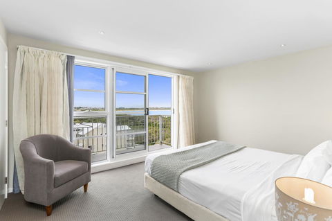 Deep Blue Hotel & Hot Springs - Goulburn Accommodation 26