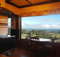 A Cottage with a View at Tudor Ridge - Goulburn Accommodation
