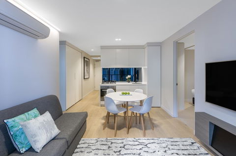 Imagine Lighthouse - Goulburn Accommodation 12