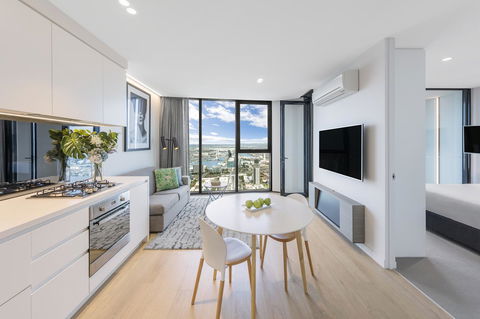 Imagine Lighthouse - Goulburn Accommodation 4