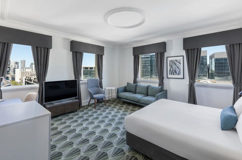 The Savoy Hotel On Little Collins Melbourne - Goulburn Accommodation 0