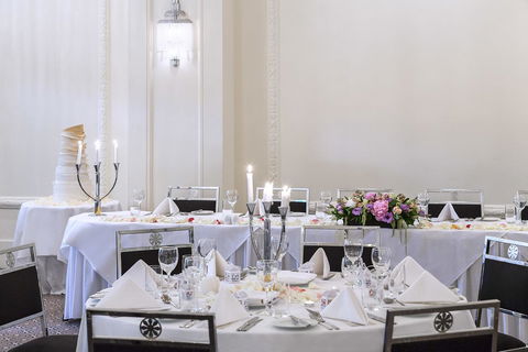 The Savoy Hotel On Little Collins Melbourne - Goulburn Accommodation 23