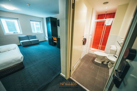 Nomads Melbourne Backpackers - Goulburn Accommodation 20