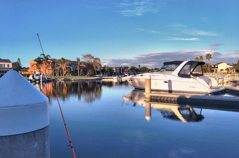 Waterfront Retreat - Goulburn Accommodation 2