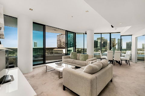 Melbourne Holiday Apartments Flinders Wharf - Goulburn Accommodation 28