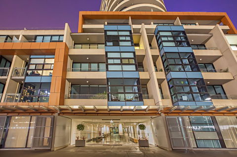 Melbourne Holiday Apartments Flinders Wharf - Goulburn Accommodation 0