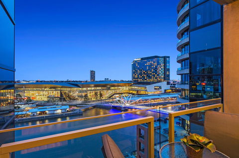 Melbourne Holiday Apartments Flinders Wharf - Goulburn Accommodation 14