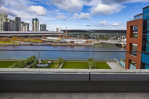 Melbourne Holiday Apartments Flinders Wharf - Goulburn Accommodation 41