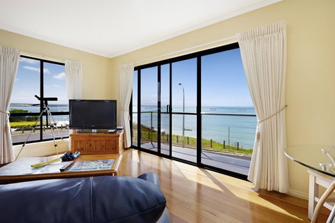 Clifftop Apartments Portland Vic - Goulburn Accommodation 5