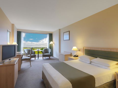 Bayview On The Park - Goulburn Accommodation 10