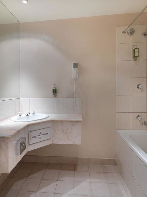 Bayview On The Park - Goulburn Accommodation 2