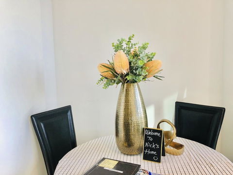 The Escape In Southern Cross Station - Goulburn Accommodation 32