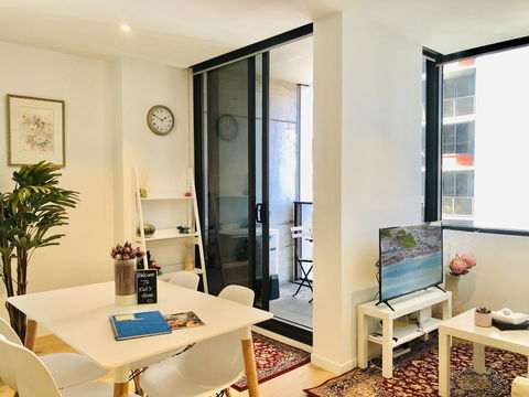 The Escape In Southern Cross Station - Goulburn Accommodation 14