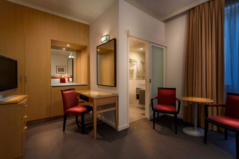 BEST WESTERN PLUS Travel Inn - Goulburn Accommodation 38