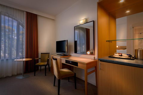 BEST WESTERN PLUS Travel Inn - Goulburn Accommodation 27