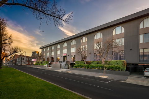 BEST WESTERN PLUS Travel Inn - Goulburn Accommodation 7