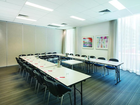 Travelodge Hotel Melbourne Docklands - Goulburn Accommodation 11