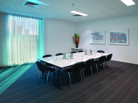 Travelodge Hotel Melbourne Docklands - Goulburn Accommodation 22