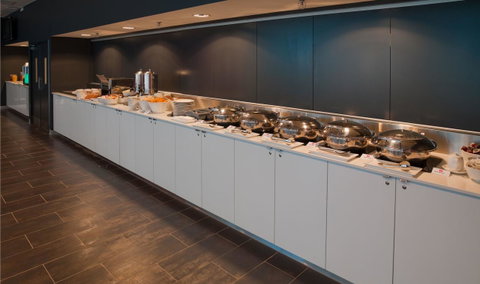 Travelodge Hotel Melbourne Docklands - Goulburn Accommodation 12