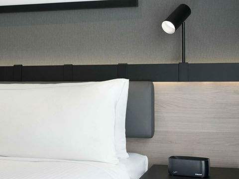 Vibe Hotel Melbourne Docklands - Goulburn Accommodation 13