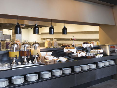 Vibe Hotel Melbourne Docklands - Goulburn Accommodation 18