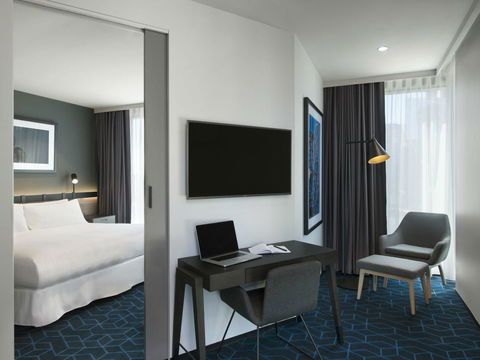 Vibe Hotel Melbourne Docklands - Goulburn Accommodation 12