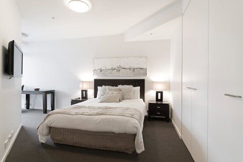 Docklands Private Collection - NEWQUAY - Goulburn Accommodation 44