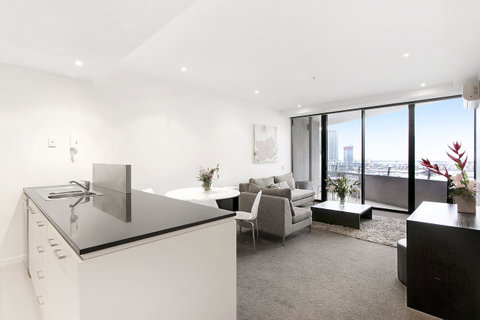 Docklands Private Collection - NEWQUAY - Goulburn Accommodation 36