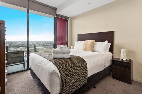 Docklands Private Collection - NEWQUAY - Goulburn Accommodation 18